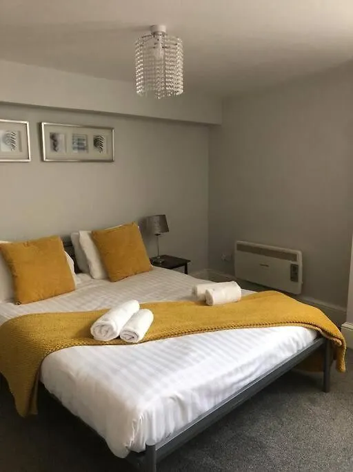 The Stuart Suite - Spacious, Affordable, City Centre York