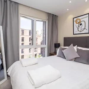 Apartment Luxury Within The Walls, York