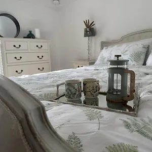 Apartment Stylish At Barmby Moor House, York