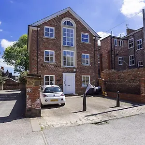 Apartment Loveyork Priory - With Parking, York
